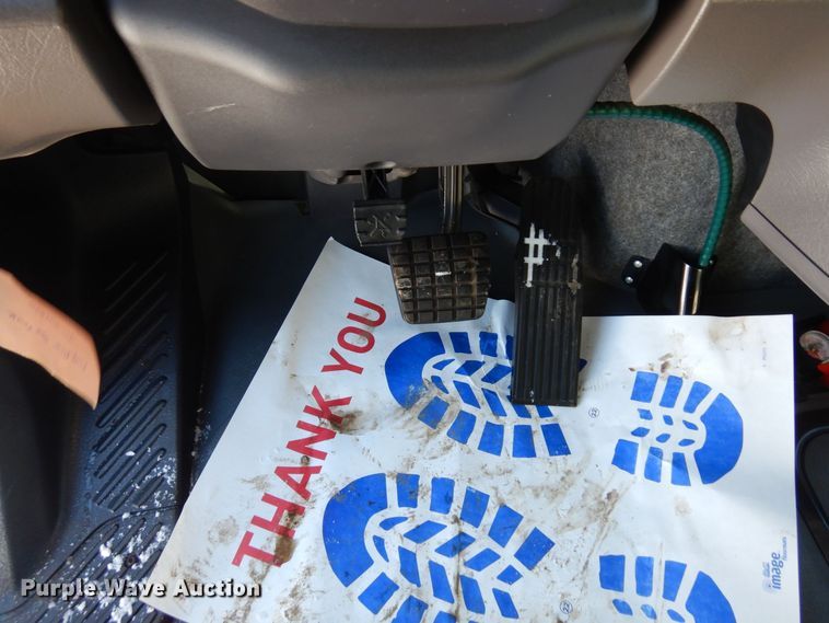 image for item AF9345 2008 Freightliner Business Class M2  box truck