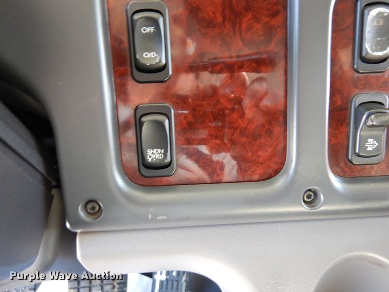 image for item AF9345 2008 Freightliner Business Class M2  box truck