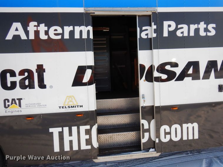 image for item AF9345 2008 Freightliner Business Class M2  box truck