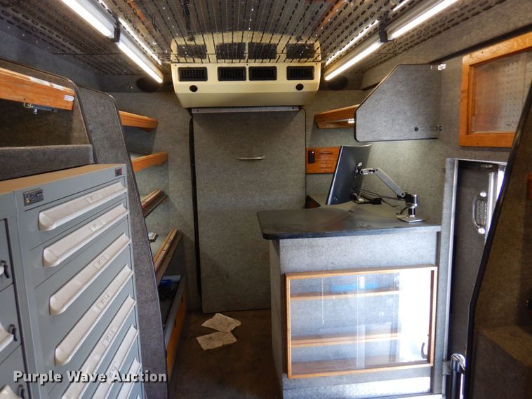 image for item AF9345 2008 Freightliner Business Class M2  box truck