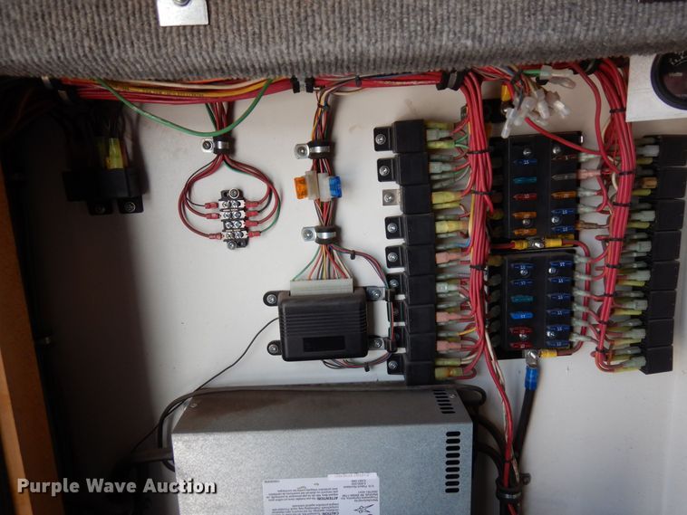 image for item AF9345 2008 Freightliner Business Class M2  box truck