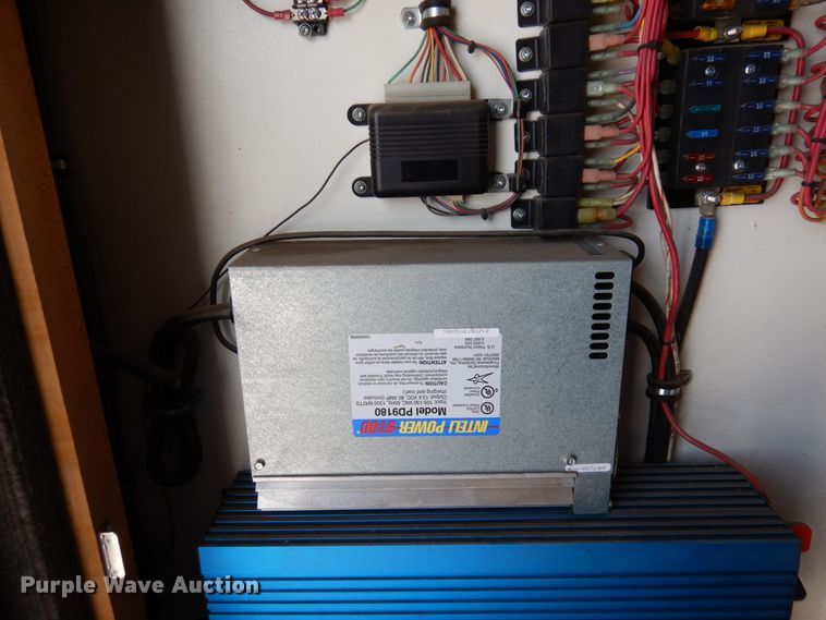 image for item AF9345 2008 Freightliner Business Class M2  box truck