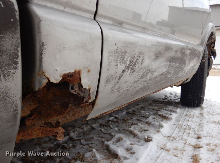 image for item AF9361 2000 GMC Sonoma SLS  pickup truck