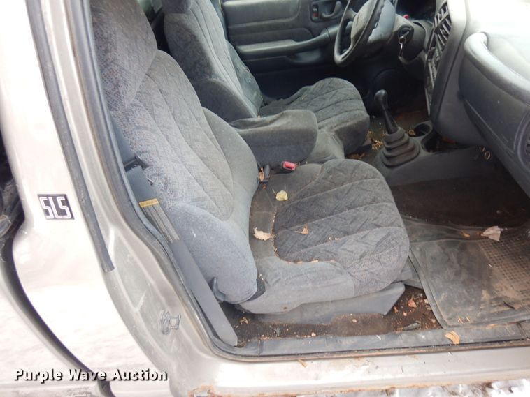 image for item AF9361 2000 GMC Sonoma SLS  pickup truck