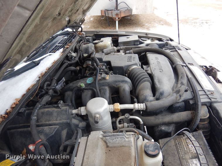 image for item AF9361 2000 GMC Sonoma SLS  pickup truck