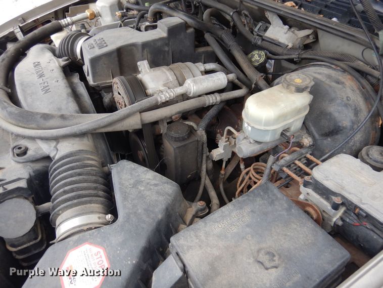 image for item AF9361 2000 GMC Sonoma SLS  pickup truck