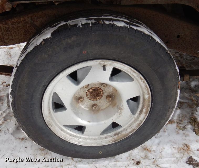 image for item AF9361 2000 GMC Sonoma SLS  pickup truck