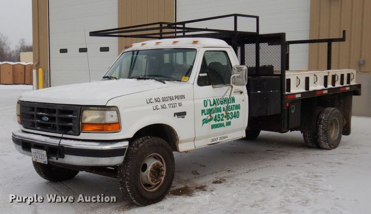 image for item AF9432 1997 Ford F450 Super Duty  flatbed truck