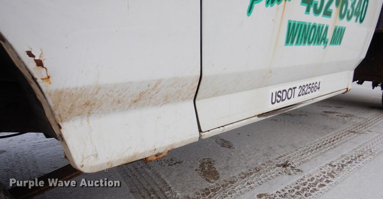 image for item AF9432 1997 Ford F450 Super Duty  flatbed truck