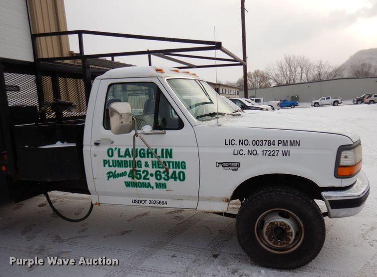 image for item AF9432 1997 Ford F450 Super Duty  flatbed truck