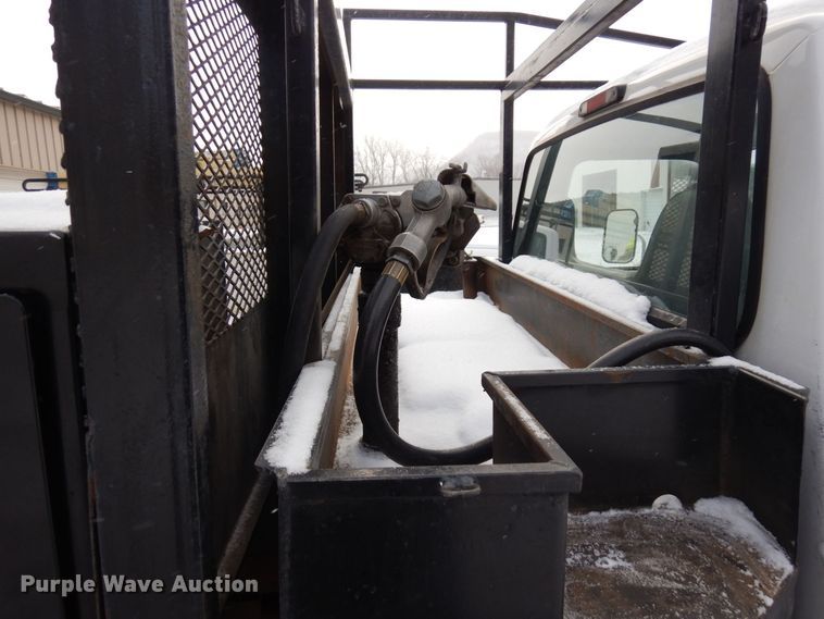 image for item AF9432 1997 Ford F450 Super Duty  flatbed truck