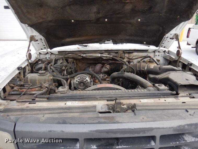 image for item AF9432 1997 Ford F450 Super Duty  flatbed truck