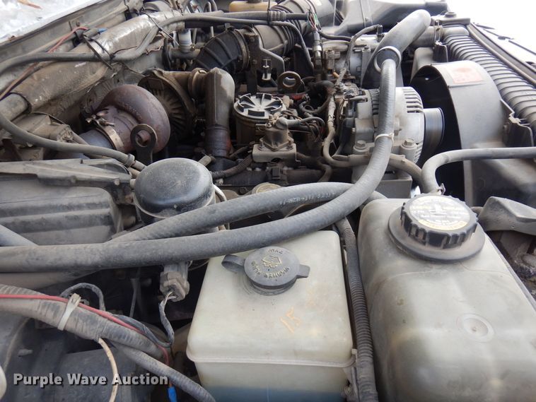 image for item AF9432 1997 Ford F450 Super Duty  flatbed truck