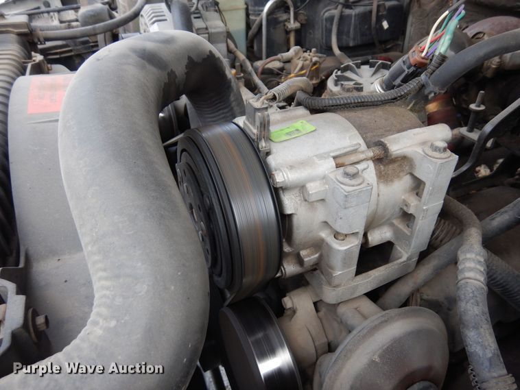 image for item AF9432 1997 Ford F450 Super Duty  flatbed truck