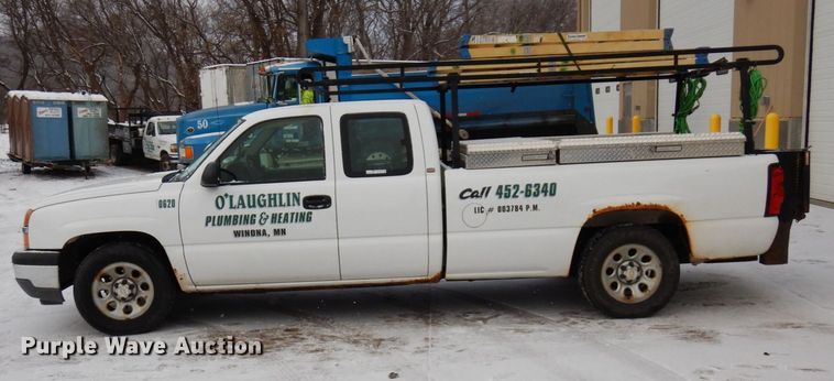 image for item AF9433 2005 Chevrolet Silverado 1500  Ext. Cab pickup truck