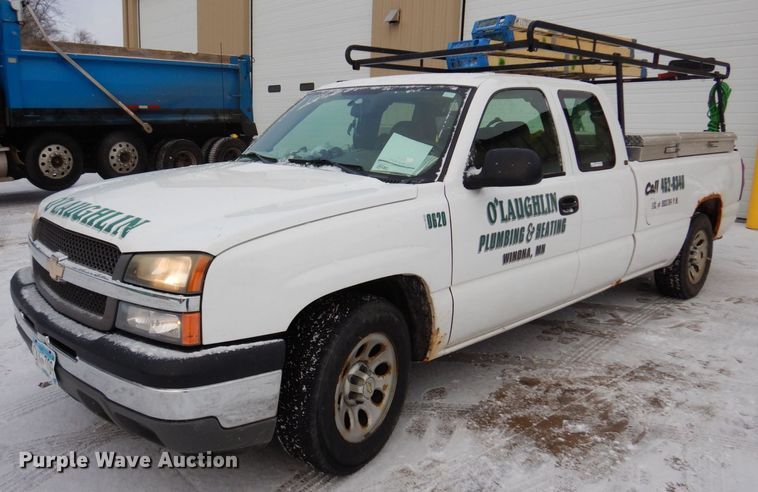 image for item AF9433 2005 Chevrolet Silverado 1500  Ext. Cab pickup truck