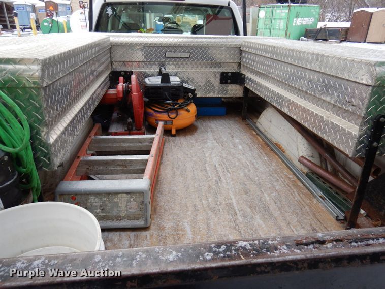 image for item AF9433 2005 Chevrolet Silverado 1500  Ext. Cab pickup truck