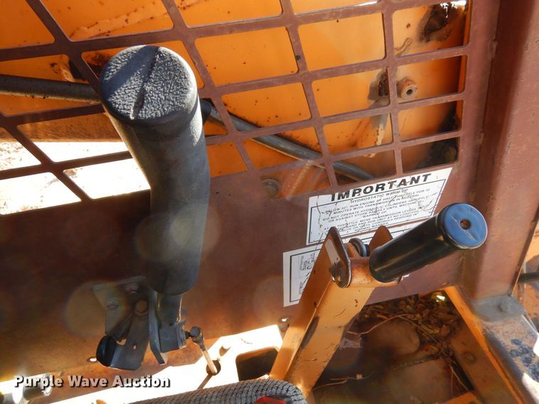 image for item DF8250 1993 Case 1845C  skid steer loader