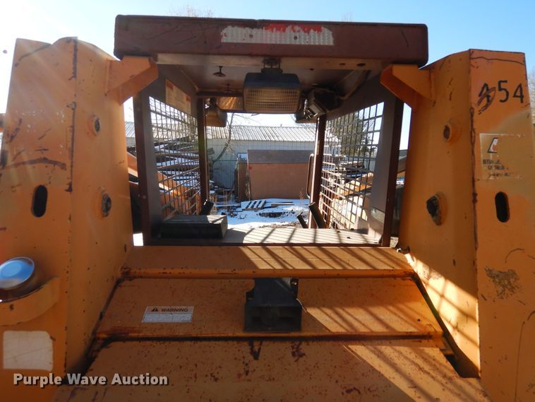 image for item DF8250 1993 Case 1845C  skid steer loader