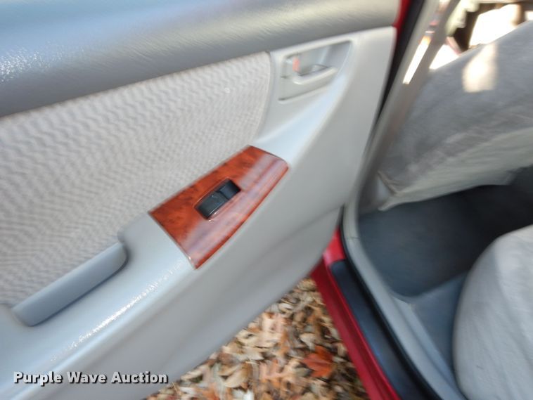 image for item DI6866 2005 Toyota Corolla LE