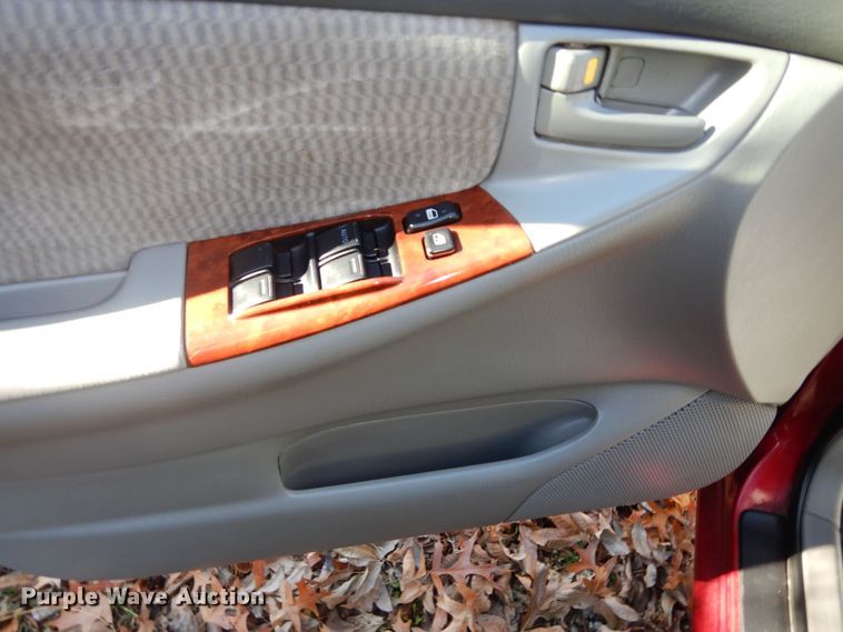 image for item DI6866 2005 Toyota Corolla LE