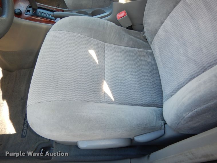 image for item DI6866 2005 Toyota Corolla LE