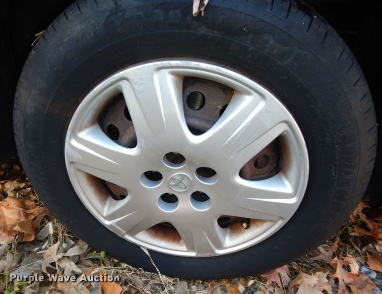image for item DI6866 2005 Toyota Corolla LE