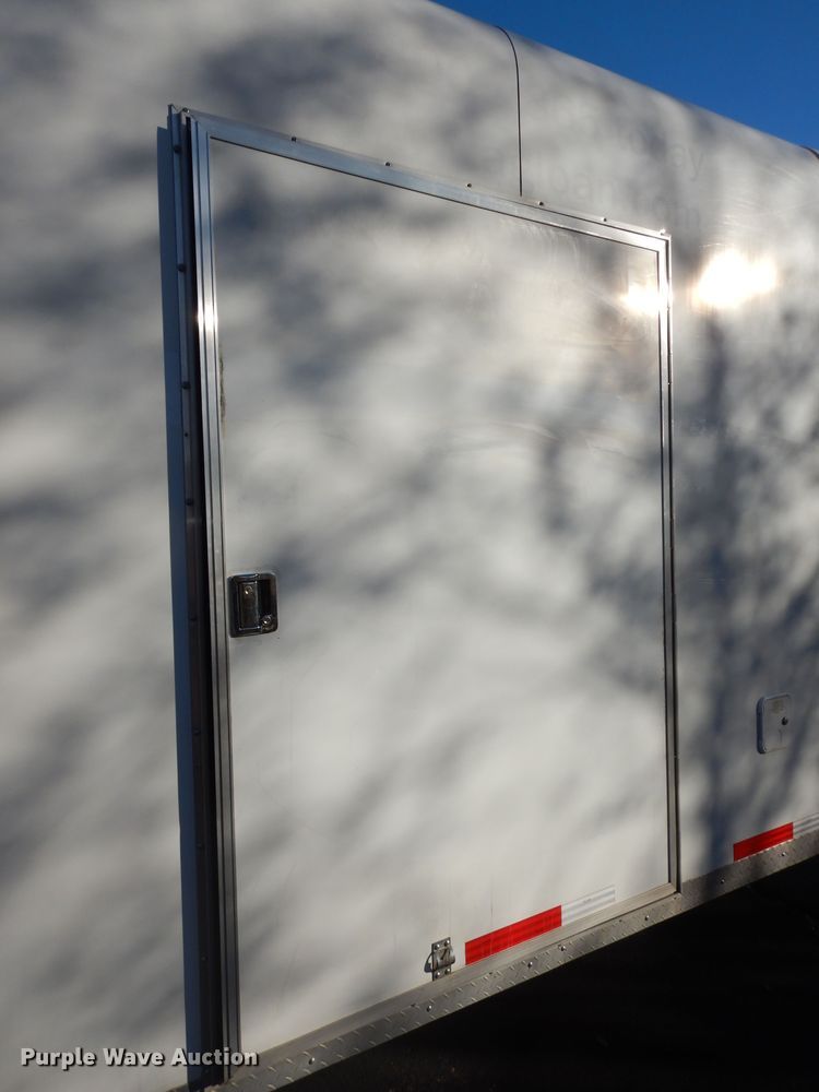 image for item DI6878 2010 Sharp  enclosed cargo trailer