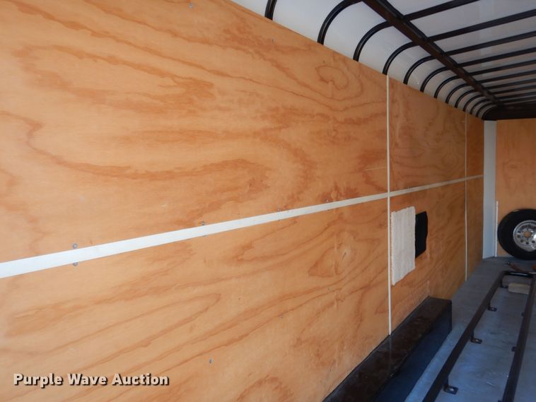 image for item DI6878 2010 Sharp  enclosed cargo trailer