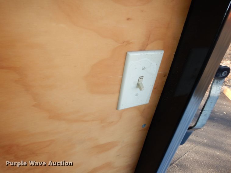 image for item DI6878 2010 Sharp  enclosed cargo trailer