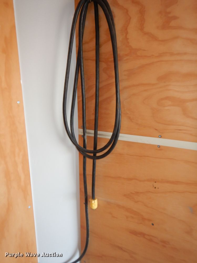 image for item DI6878 2010 Sharp  enclosed cargo trailer