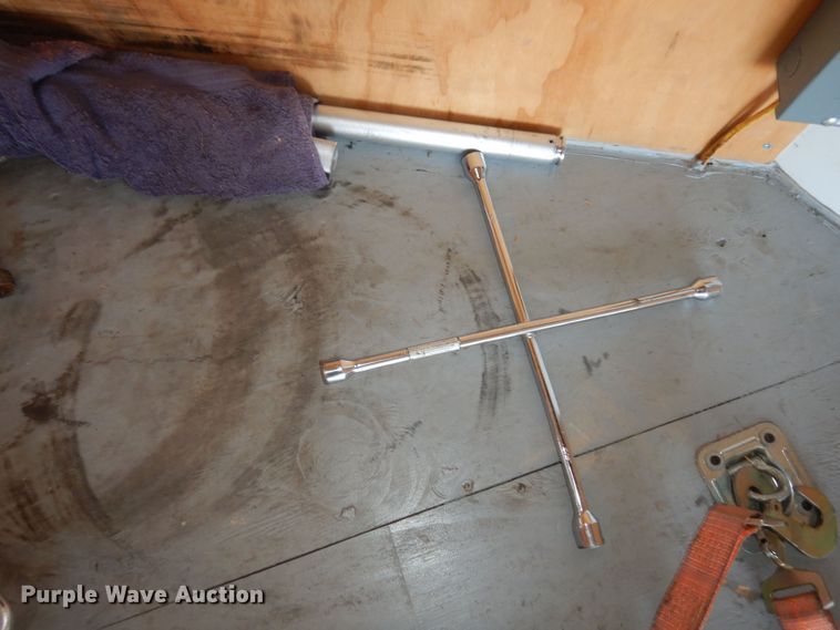 image for item DI6878 2010 Sharp  enclosed cargo trailer