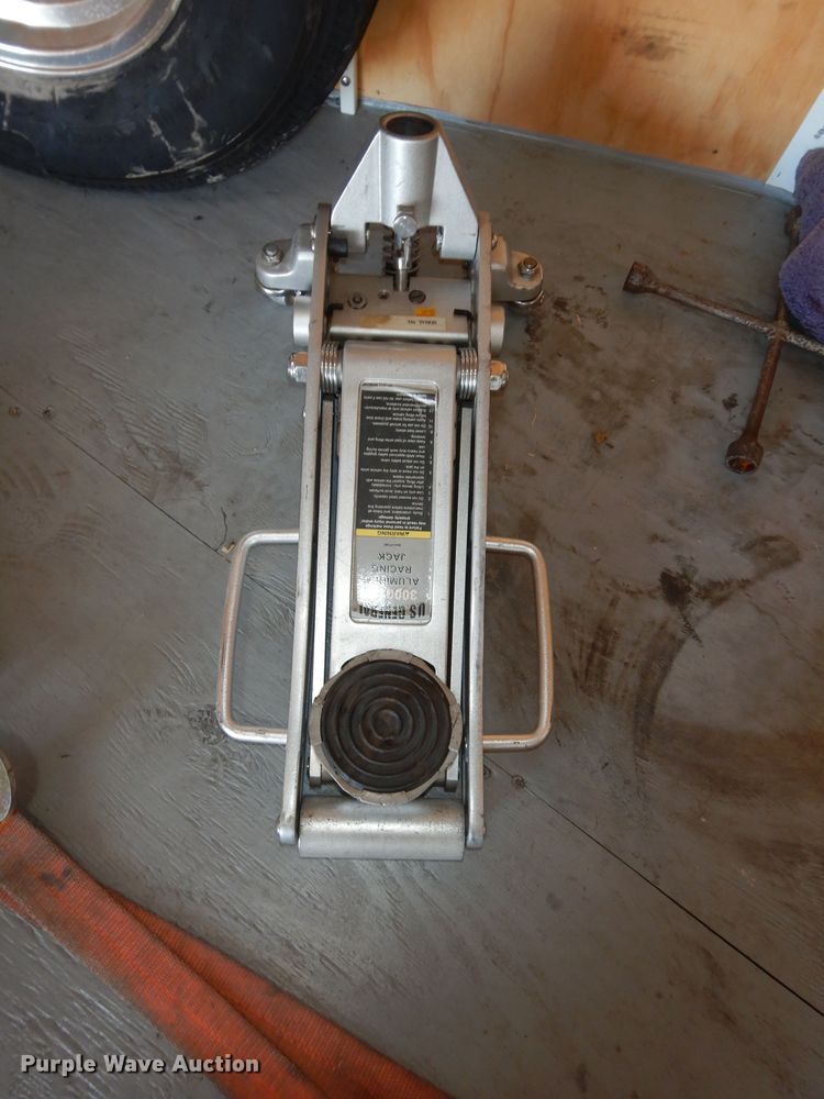 image for item DI6878 2010 Sharp  enclosed cargo trailer