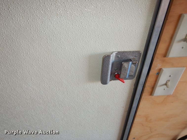 image for item DI6878 2010 Sharp  enclosed cargo trailer