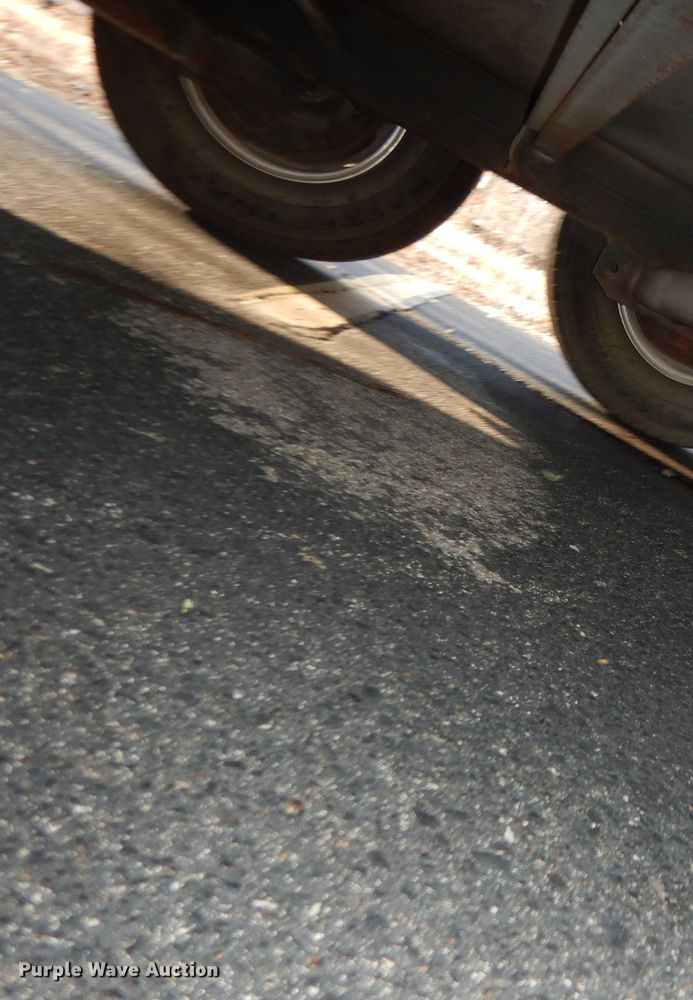 image for item DI6878 2010 Sharp  enclosed cargo trailer