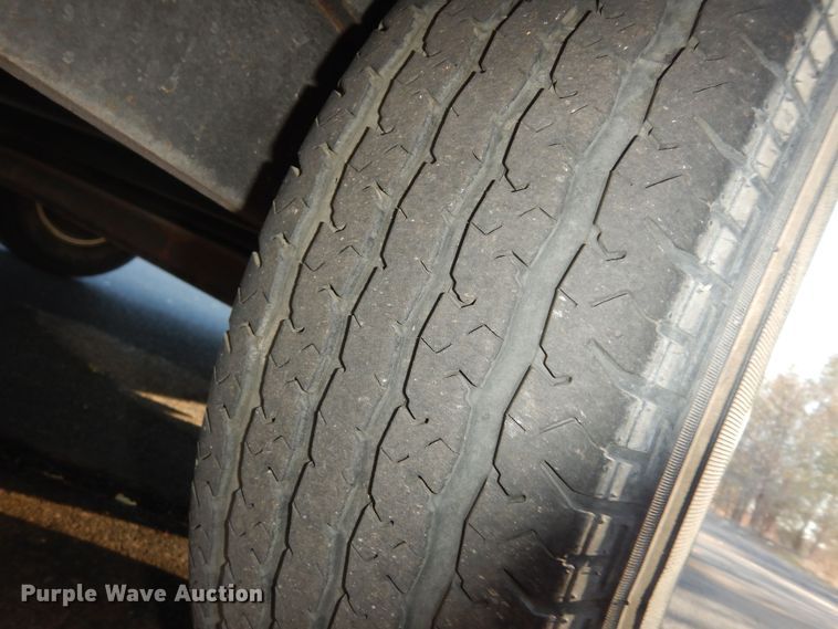 image for item DI6878 2010 Sharp  enclosed cargo trailer