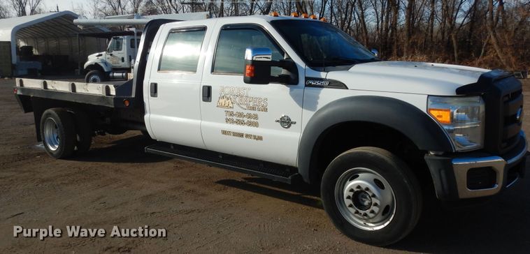 image for item DI6893 2015 Ford F550 Super Duty XL  Crew Cab flatbed truck