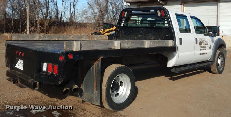image for item DI6893 2015 Ford F550 Super Duty XL  Crew Cab flatbed truck
