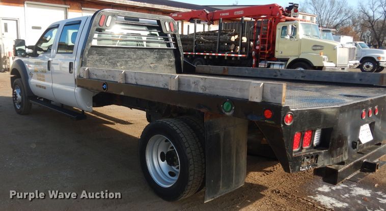 image for item DI6893 2015 Ford F550 Super Duty XL  Crew Cab flatbed truck