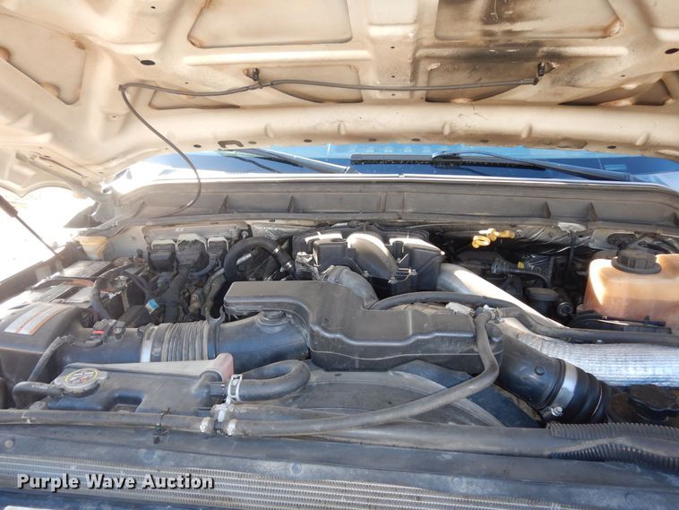 image for item DI6893 2015 Ford F550 Super Duty XL  Crew Cab flatbed truck