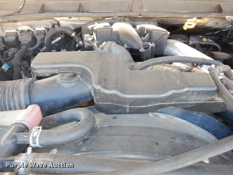 image for item DI6893 2015 Ford F550 Super Duty XL  Crew Cab flatbed truck