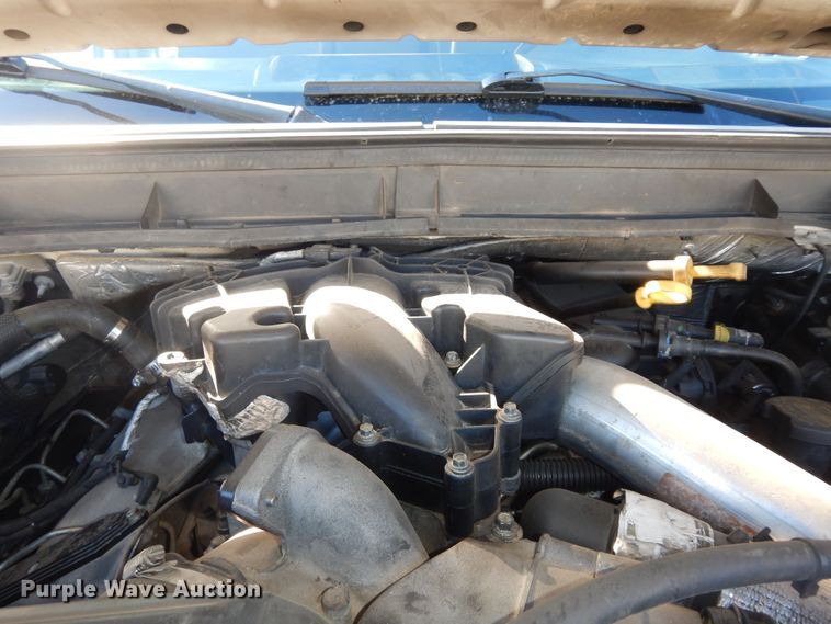 image for item DI6893 2015 Ford F550 Super Duty XL  Crew Cab flatbed truck