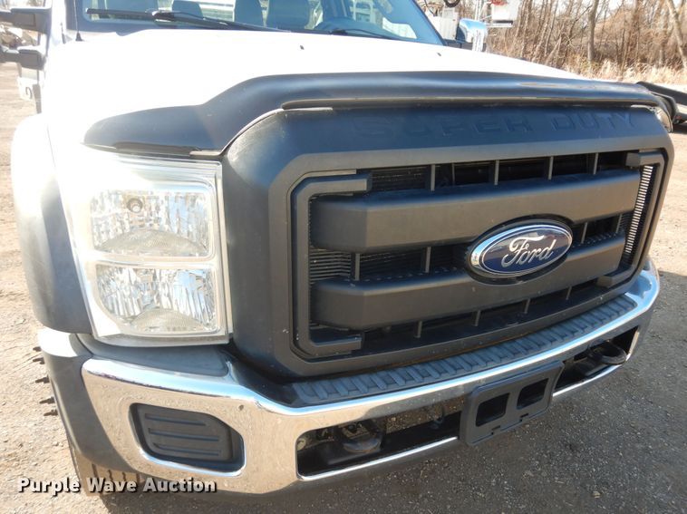 image for item DI6893 2015 Ford F550 Super Duty XL  Crew Cab flatbed truck