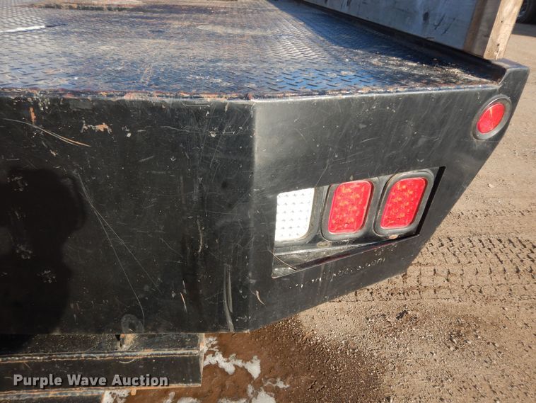 image for item DI6893 2015 Ford F550 Super Duty XL  Crew Cab flatbed truck