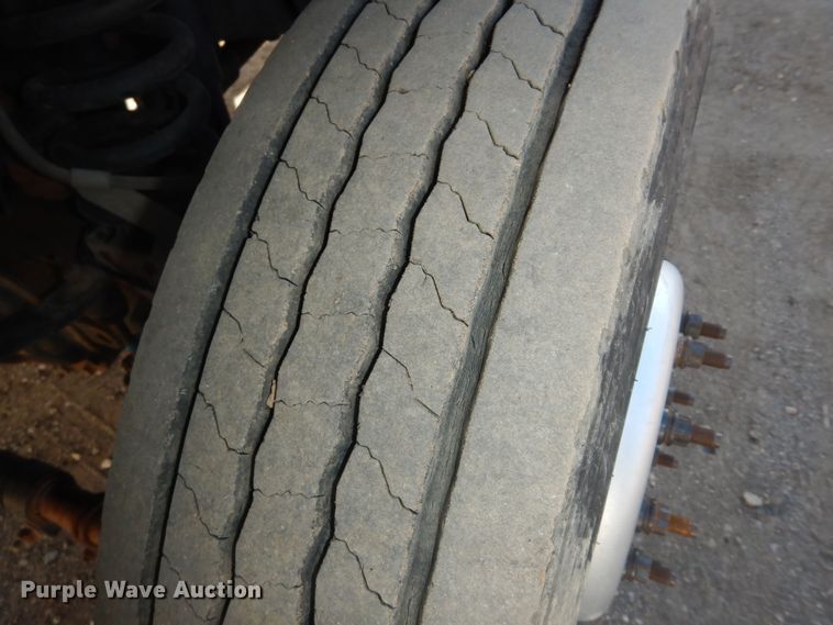 image for item DI6893 2015 Ford F550 Super Duty XL  Crew Cab flatbed truck