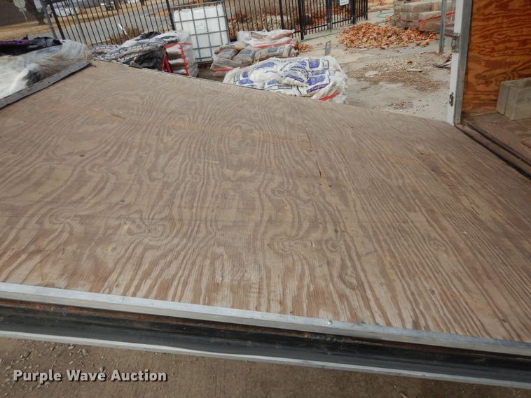 image for item DI6910 2007 Haulmark KD7X16WT2  enclosed cargo trailer