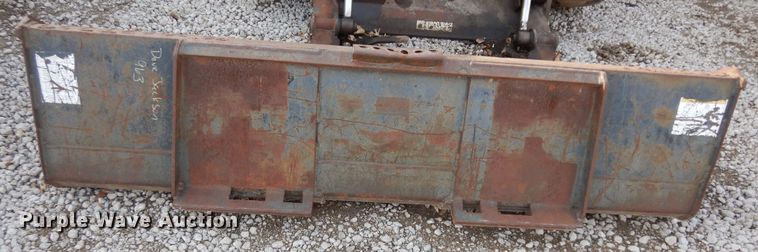 image for item DI6911 2001 Bobcat 963  skid steer loader