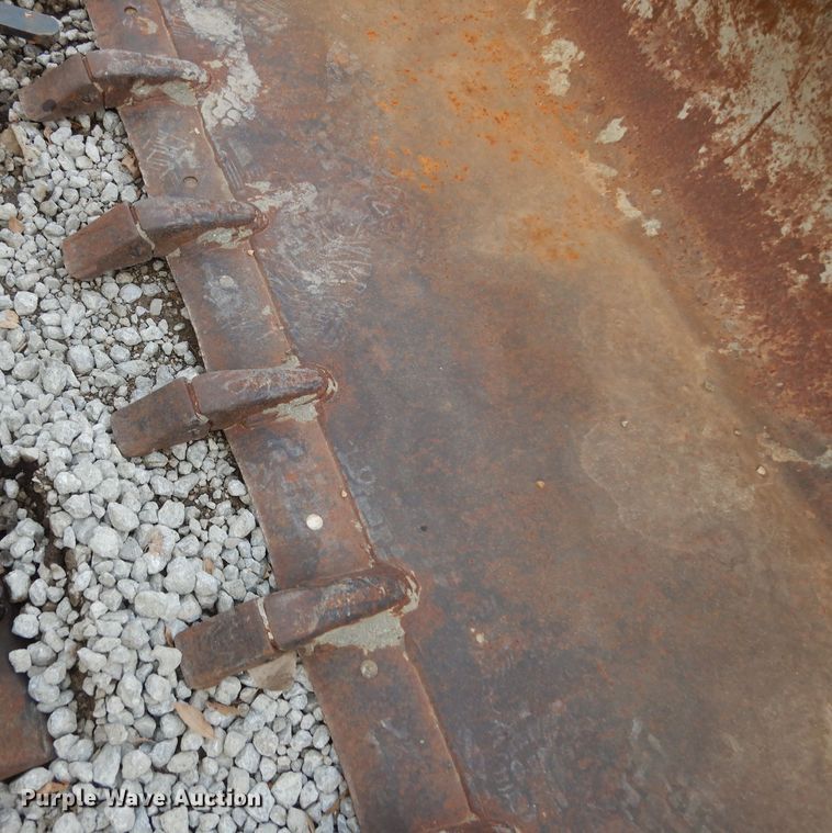 image for item DI6911 2001 Bobcat 963  skid steer loader