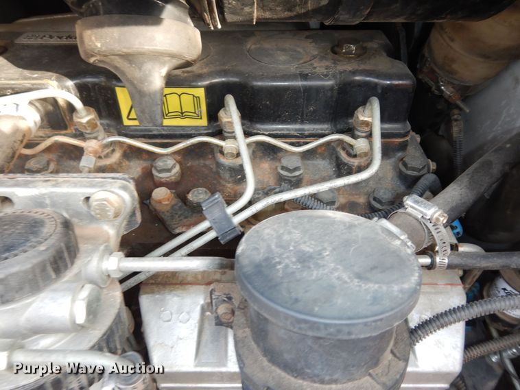 image for item DI6911 2001 Bobcat 963  skid steer loader