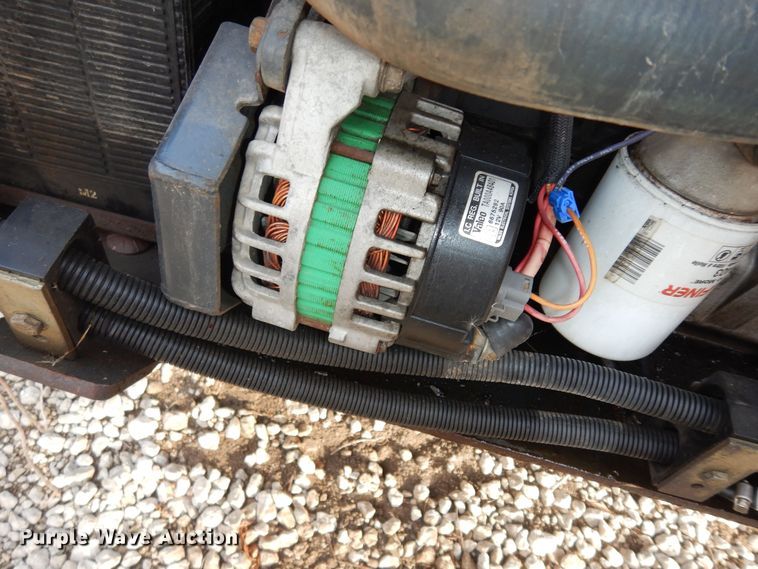 image for item DI6911 2001 Bobcat 963  skid steer loader